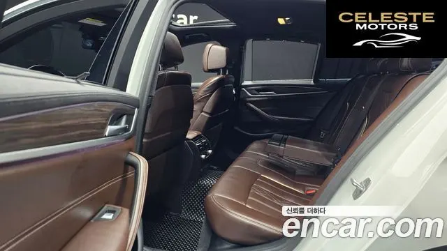 BMW Série 5 (G30) 530i M Sport Plus 2020 — photo 17 sur 30
