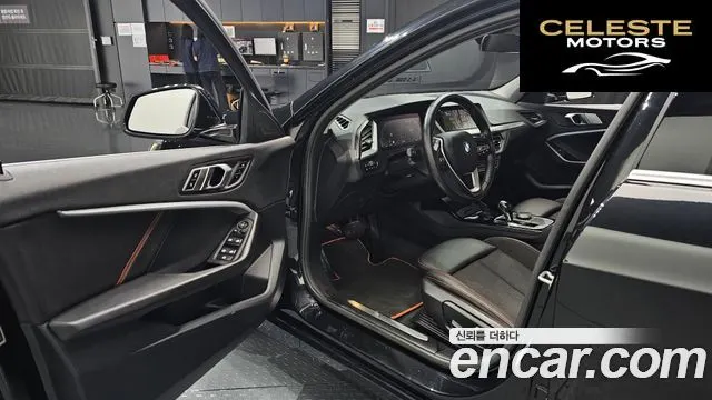 BMW Série 1 (F40) 118d Sport 2021 — photo 12 sur 31