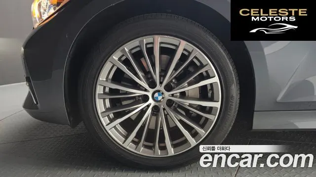 BMW Série 3 (G20) 330i Luxury 2019 — photo 4 sur 39