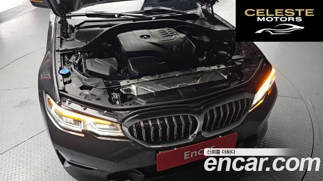 BMW Série 3 (G20) 330i Luxury 2019 — photo 5 sur 39