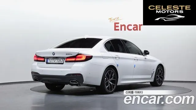 BMW Série 5 (G30) 530e M Sport 2021 — photo 2 sur 38