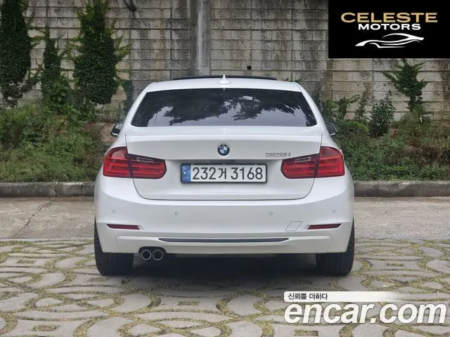 BMW Série 3 (F30) 328i Sport 2014 — photo 4 sur 26
