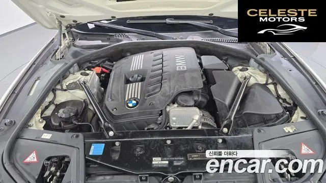 BMW Série 5 (F10) 528i 2010 — photo 6 sur 20