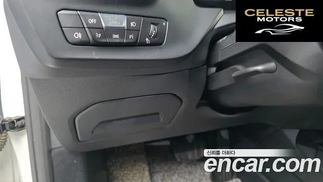 BMW Série 1 (F40) 120i 2022 — photo 25 sur 32
