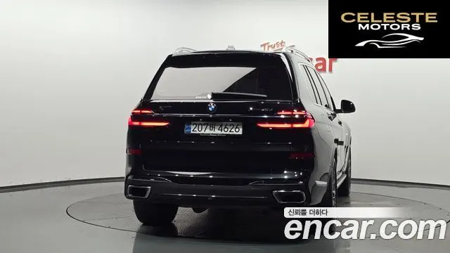 BMW X7 (G07) xDrive 40d M Sport 6 places 2025 — photo 3 sur 36