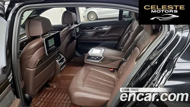 BMW Série 7 (G11) 740Li xDrive Design Pure Excellence 2021 — photo 17 sur 32