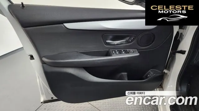 BMW Série 2 Active Tourer (F45) Joy 2018 — photo 14 sur 32