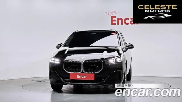 BMW Série 2 Active Tourer (U06) 220i 2024 — photo 3 sur 38