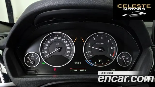 BMW Série 3 GT (F34) GT 320d xDrive 2018 — photo 11 sur 32