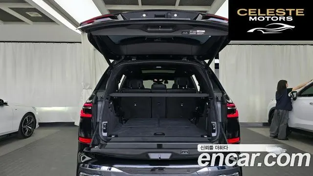 BMW X7 (G07) xDrive 40i M Sport 7 places 2025 — photo 26 sur 33
