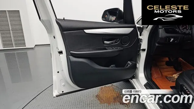 BMW Série 2 Active Tourer (F45) Joy 2018 — photo 13 sur 31