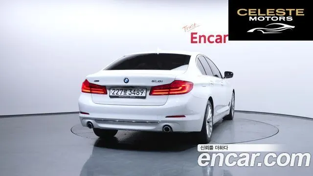 BMW Série 5 (G30) 530i xDrive Luxury Plus 2019 — photo 4 sur 35