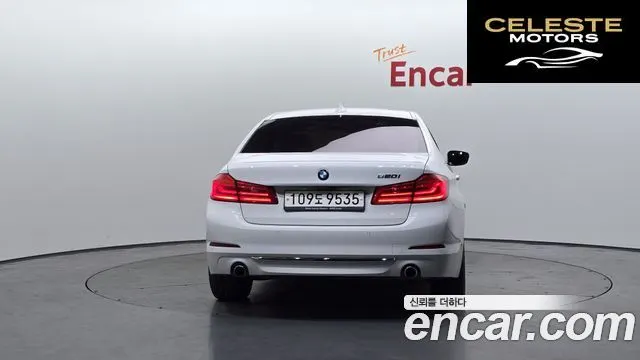BMW Série 5 (G30) 520i Luxury 2018 — photo 4 sur 20