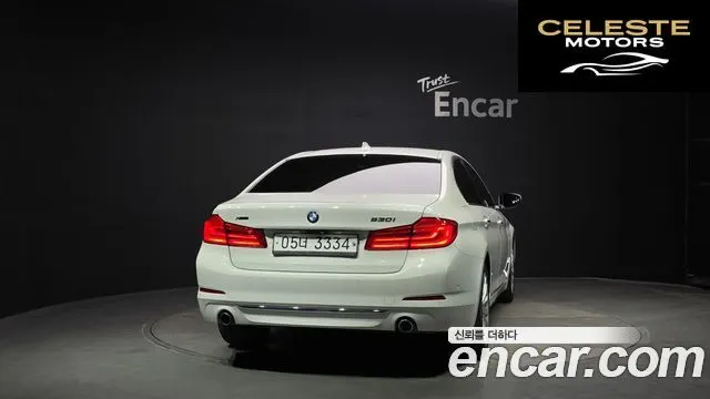 BMW Série 5 (G30) 530i xDrive Luxury Plus 2018 — photo 4 sur 36