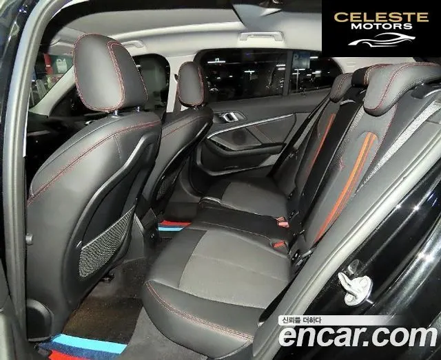BMW Série 1 (F40) 118d Sport 2021 — photo 12 sur 26