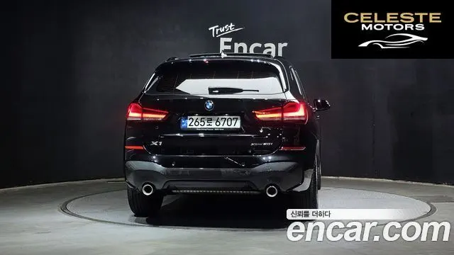 BMW X1 (F48) xDrive 20i M Sport 2022 — photo 4 sur 37