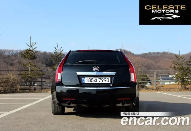 CADILLAC CTS 23.0 Sport Wagon 2010 — photo 4 sur 26