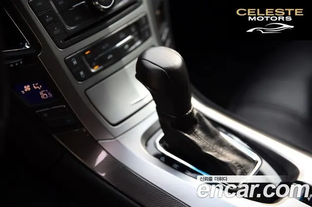 CADILLAC CTS 23.0 Sport Wagon 2010 — photo 9 sur 26