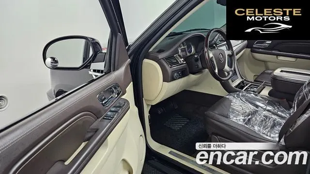 CADILLAC 6.2 2013 — photo 11 sur 26