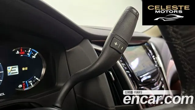 CADILLAC 6.2 2020 — photo 9 sur 20