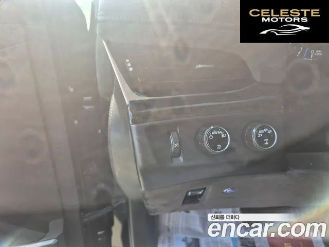 CADILLAC 6.2 ESV 2017 — photo 14 sur 26