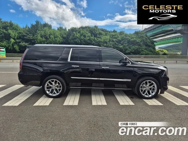 CADILLAC 6.2 ESV 2017 — photo 18 sur 26