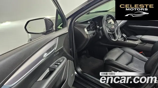 CADILLAC XT5 3.6 Premium Plus AWD 2018 — photo 11 sur 20