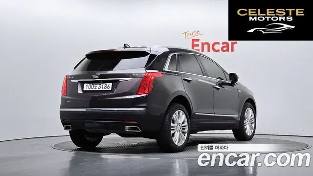 CADILLAC XT5 3.6 Premium Plus AWD 2018 — photo 2 sur 20