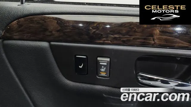 CADILLAC DTS 4.6 Limousine 2008 — photo 19 sur 26