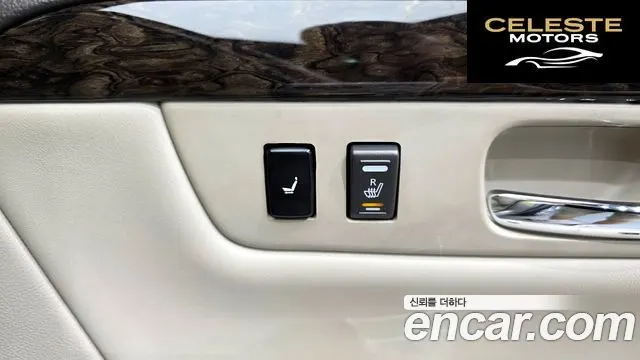 CADILLAC DTS 4.6 Limousine 2008 — photo 20 sur 26