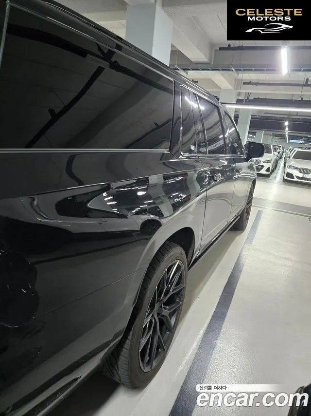 CADILLAC 56.2 ESV 2023 — photo 2 sur 26