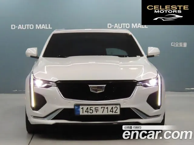 CADILLAC CT4 2.0 Sport 2020 — photo 2 sur 26