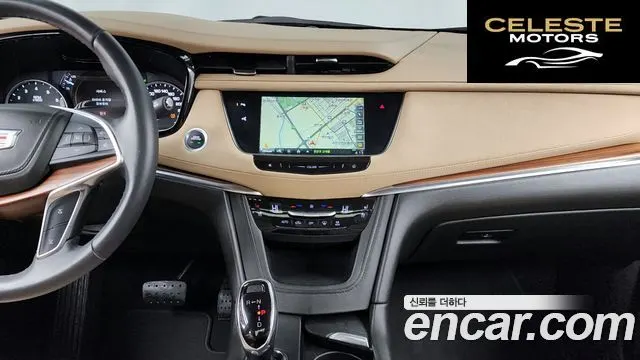 CADILLAC XT5 3.6 AWD 2018 — photo 14 sur 20