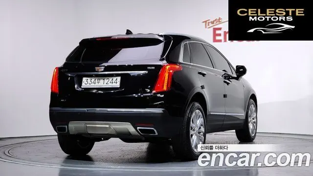 CADILLAC XT5 3.6 AWD 2018 — photo 2 sur 20