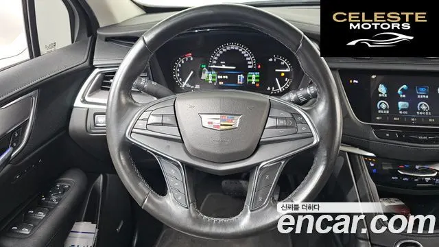 CADILLAC XT5 3.6 Premium Plus AWD 2019 — photo 13 sur 26