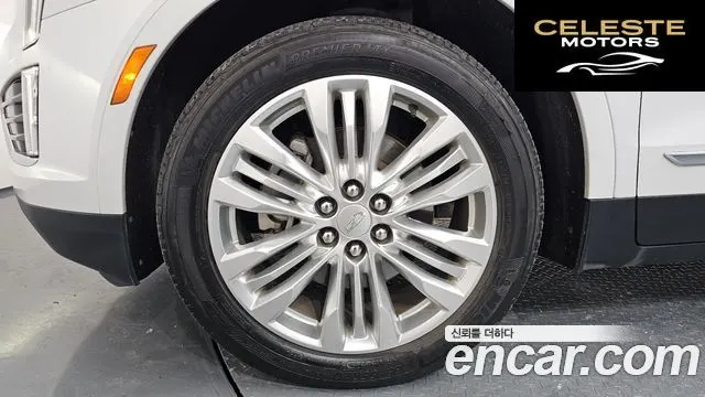 CADILLAC XT5 3.6 Premium Plus AWD 2019 — photo 5 sur 20