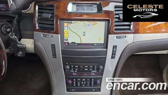 CADILLAC 6.2 2012 — photo 15 sur 20