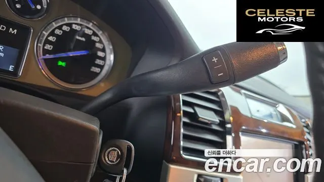 CADILLAC 6.2 2012 — photo 9 sur 20