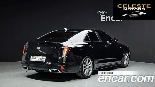 CADILLAC CT4 2.0 Sport 2020 — photo 2 sur 20