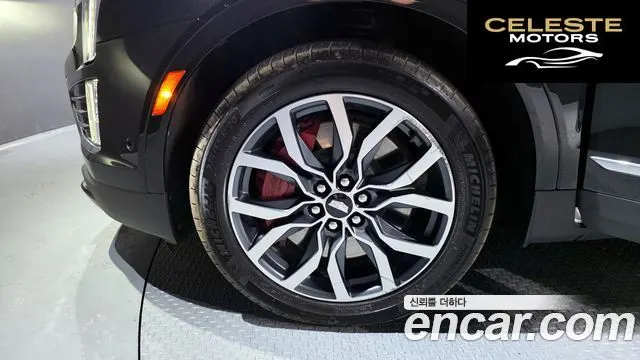 CADILLAC XT5 3.6 Sport AWD 2022 — photo 5 sur 20