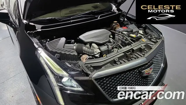 CADILLAC XT5 3.6 Sport AWD 2022 — photo 6 sur 20