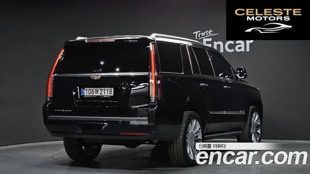 CADILLAC 6.2 2020 — photo 2 sur 20