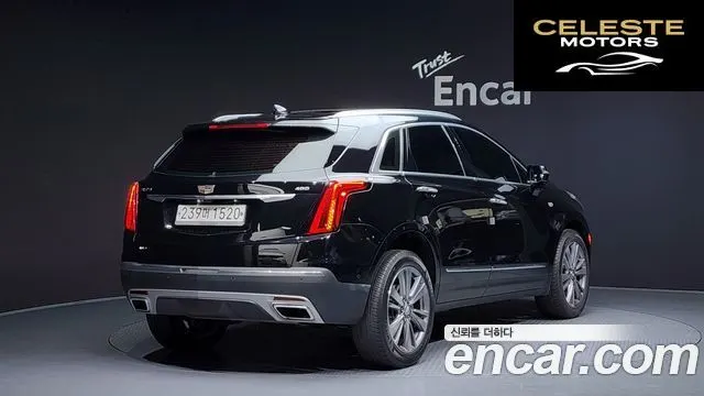 CADILLAC XT5 3.6 Premium Luxury AWD 2020 — photo 2 sur 20