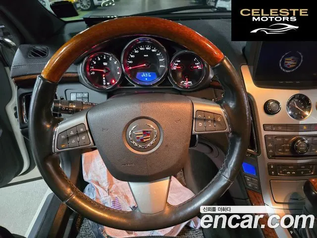 CADILLAC CTS 23.6 Coupé 2011 — photo 13 sur 26