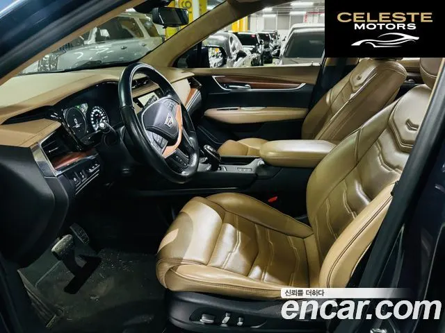 CADILLAC XT5 3.6 AWD 2019 — photo 10 sur 26