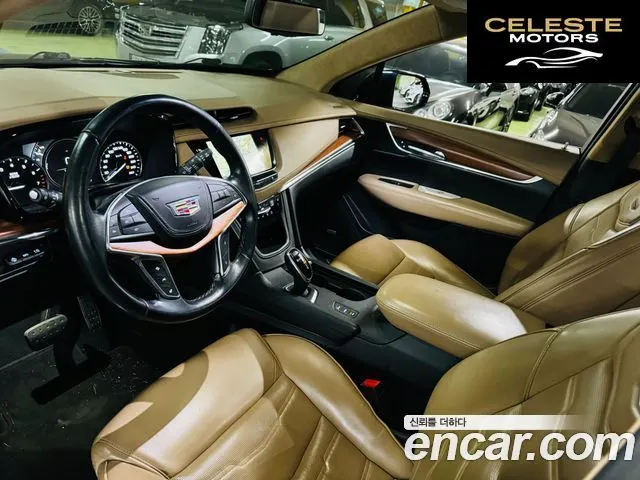 CADILLAC XT5 3.6 AWD 2019 — photo 11 sur 26