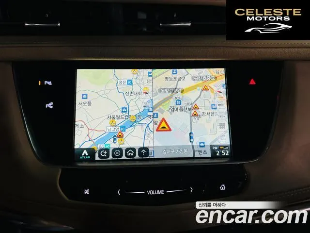 CADILLAC XT5 3.6 AWD 2019 — photo 14 sur 26