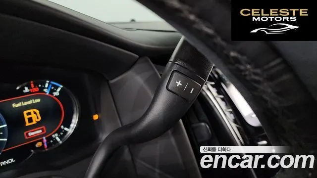 CADILLAC 6.2 ESV 2018 — photo 9 sur 20