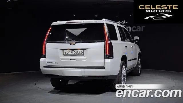 CADILLAC 6.2 2019 — photo 4 sur 20