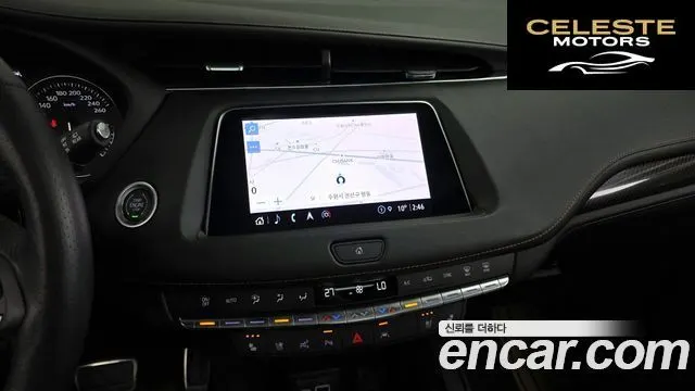 CADILLAC XT4 2.0 Sport AWD 2023 — photo 14 sur 20